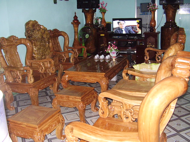 Bán bộ bàn ghế quốc đào cột 13 gỗ đinh hương giá 150 triệu